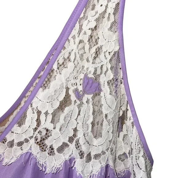 Lucie Ann Vintage Womens Nightgown Size Small Lavender Lace Tie Front